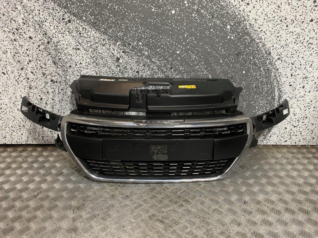 12-18 PEUGEOT 208 3/5 DOOR FRONT BUMPER COMPLETE GRILL - Thumbnail 2