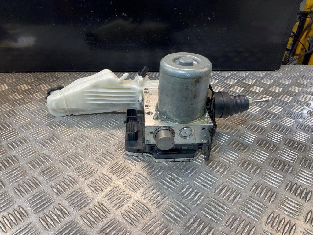19-22 VAUXHALL ASTRA K MK7 1.2 PETROL ABS PUMP 39220110/39220108 - Thumbnail 2