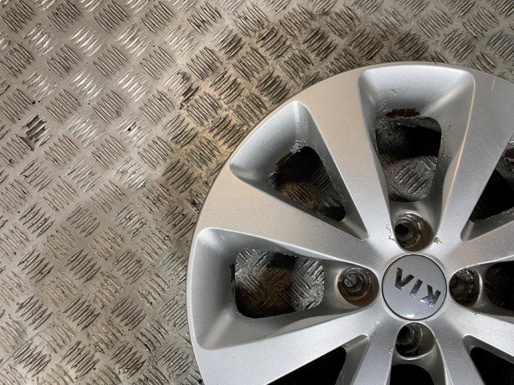 11-17 KIA RIO MK3 15" INCH 8 SPOKE 4 STUD ALLOY WHEEL 5.5JX15 (SCRATCHED) - Thumbnail 3