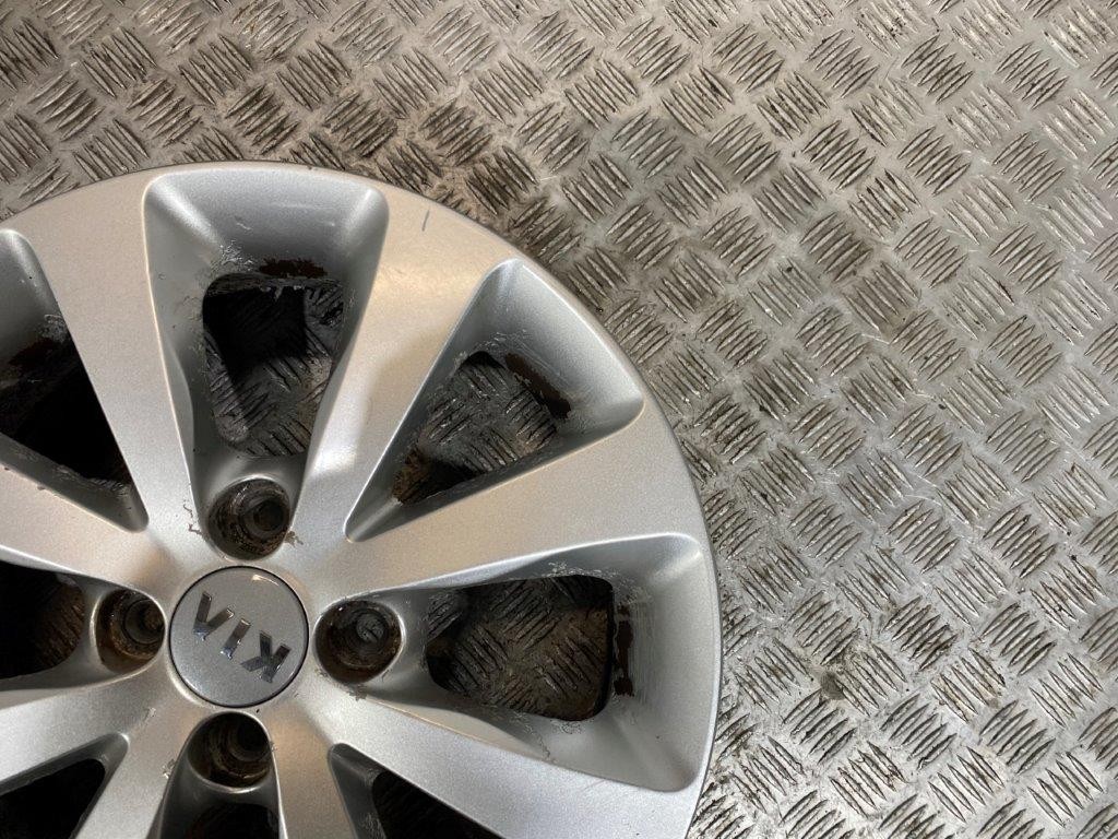 11-17 KIA RIO MK3 15" INCH 8 SPOKE 4 STUD ALLOY WHEEL 5.5JX15 (SCRATCHED) - Thumbnail 4