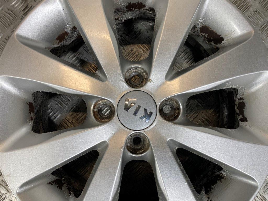 11-17 KIA RIO MK3 15" INCH 8 SPOKE 4 STUD ALLOY WHEEL 5.5JX15 (SCRATCHED) - Thumbnail 7