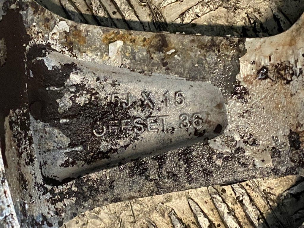 11-17 KIA RIO MK3 15" INCH 8 SPOKE 4 STUD ALLOY WHEEL 5.5JX15 (SCRATCHED) - Thumbnail 11