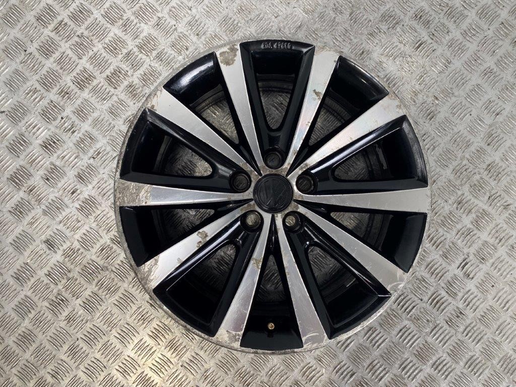 09-17 VW POLO 6R MK8 17" INCH 10 SPOKE 5 STUD ALLOY WHEEL 6JX17H2 (SCRATCHED)