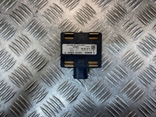 17-20 SUZUKI SWIFT MK3 A2L FRONT DISTANCE RADAR SENSOR 33943-52R00