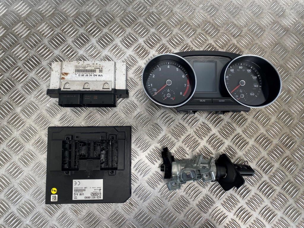 14-17 VW POLO 6R MK8 1.0 PETROL MANUAL COMPLETE ENGINE ECU KIT 04E907309CB