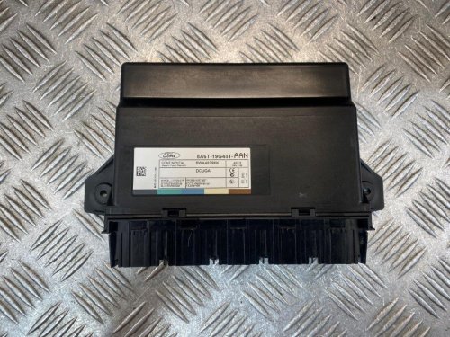 12-17 FORD FIESTA MK7 CENTRAL LOCKING CONTROL MODULE 8A6T-19G481-AAN