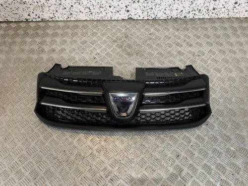 13-17 DACIA SANDERO MK2 FRONT BUMPER GRILL WITH BADGE LOGO EMBLEM 623107634R
