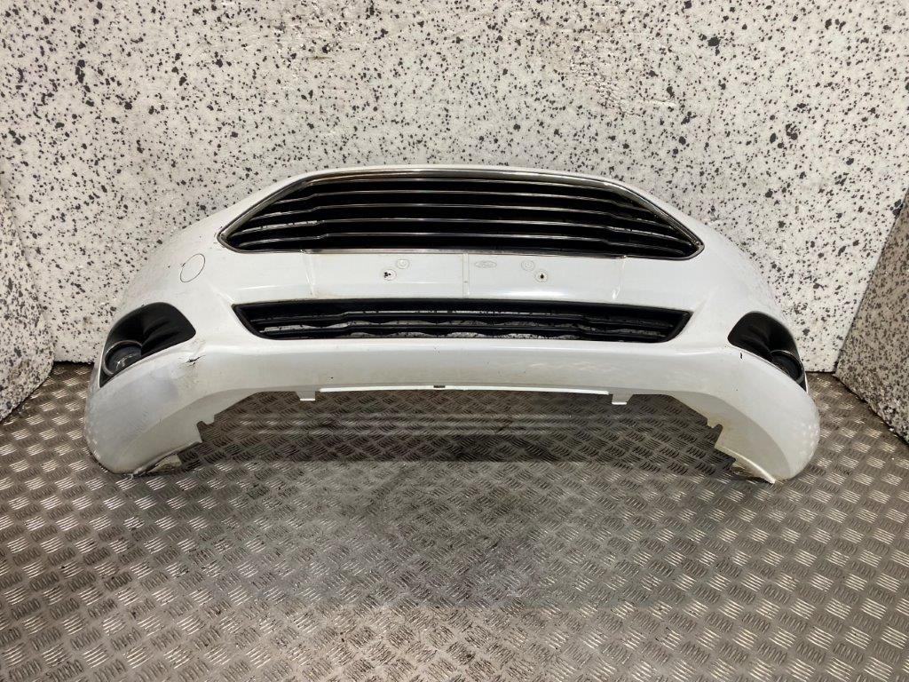12-17 FORD FIESTA MK7 3/5 DOOR FRONT BUMPER FROZEN WHITE (PLS READ) - Thumbnail 3