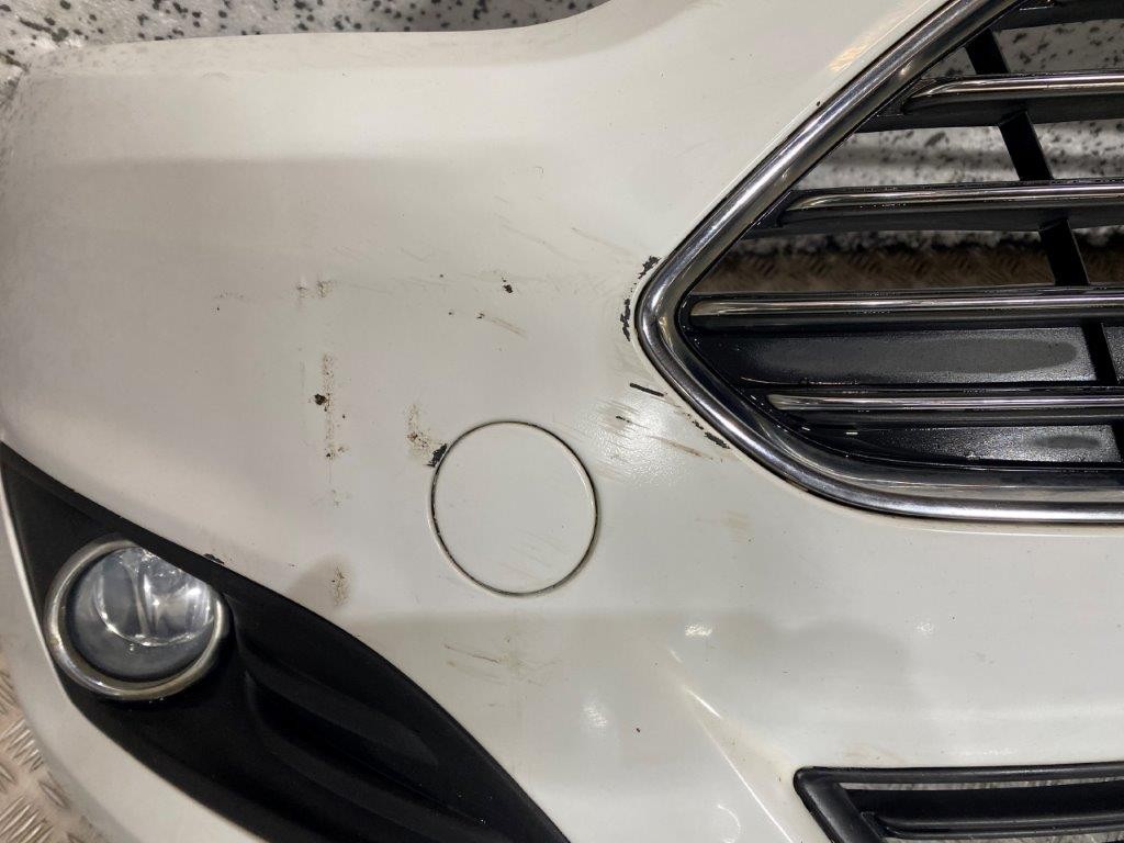 12-17 FORD FIESTA MK7 3/5 DOOR FRONT BUMPER FROZEN WHITE (PLS READ) - Thumbnail 5