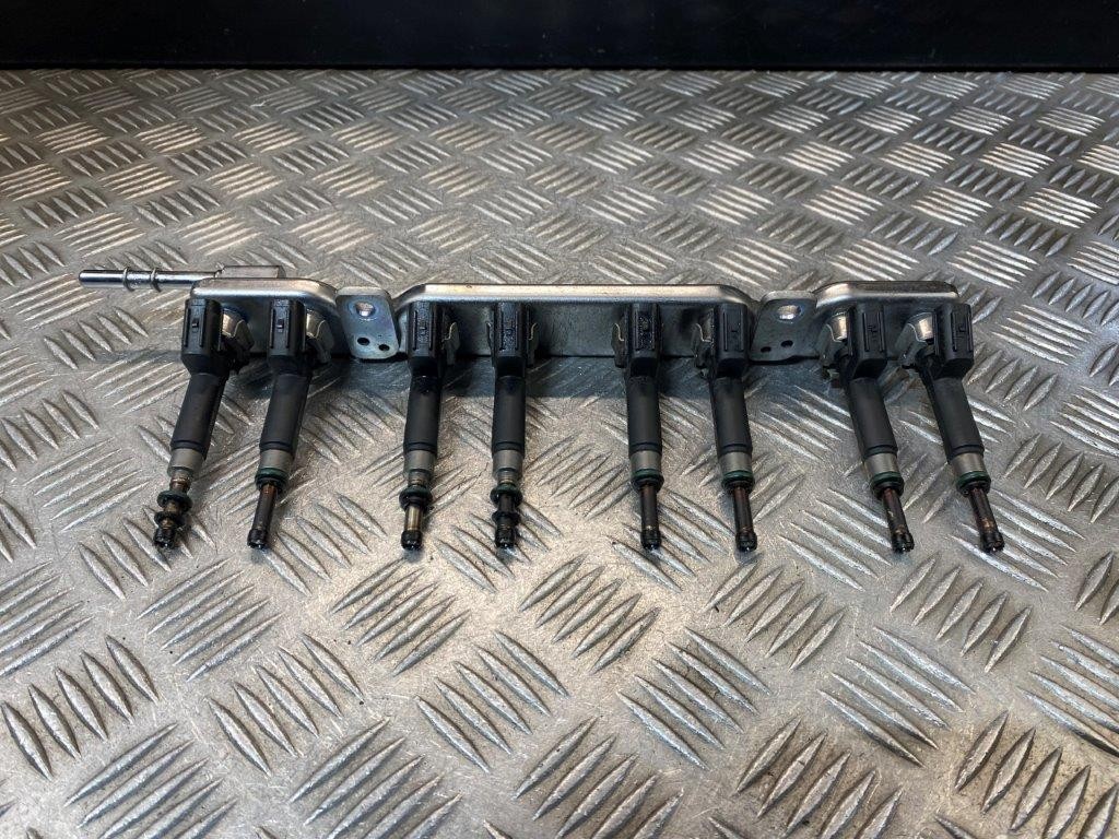 10-19 NISSAN JUKE/QASHQAI J10 1.6 PETROL FUEL RAIL WITH INJECTORS 175201KT0A - Thumbnail 3