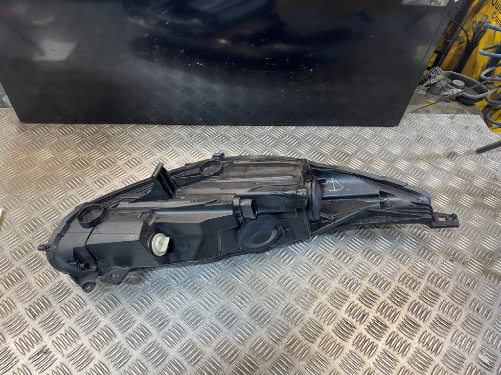 12-17 FORD FIESTA MK7 3/5 DOOR N/S PASSENGER NEAR SIDE HEADLIGHT (PLS READ) - Thumbnail 8