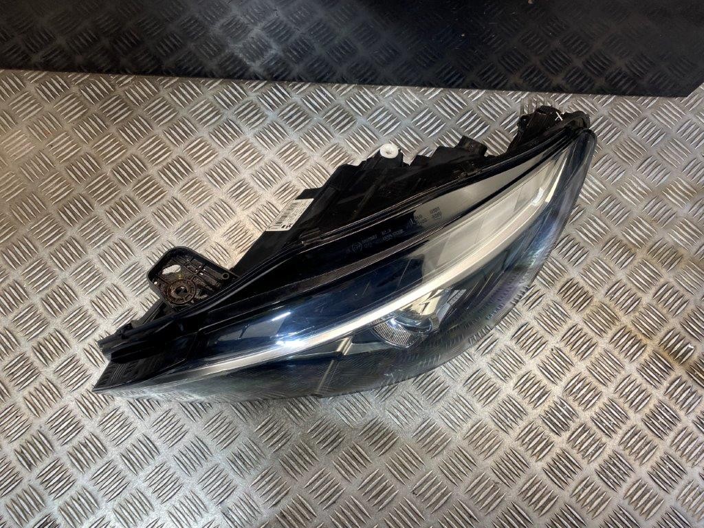 17-19 PEUGEOT 308 MK2 N/S PASSENGER NEAR SIDE HEADLIGHT (BROKEN LUGS) - Thumbnail 3