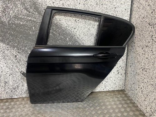 15-19 BMW 118I F20 5 DOOR PASSENGER SIDE REAR DOOR BLACK PAINT 475 (PLS READ)