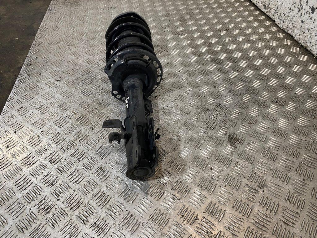 22-25 FORD FOCUS MK4 1.0 PETROL PASSENGER NEAR SIDE FRONT SHOCK SUSPENSION LEG - Thumbnail 4