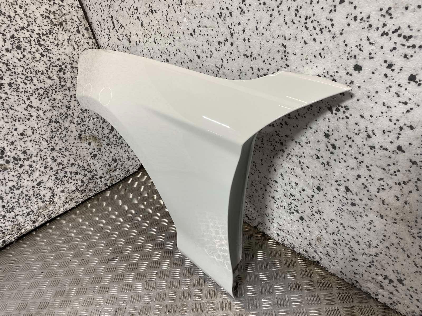 15-19 BMW 118D F20 PASSENGER SIDE FRONT WING WHITE PAINT CODE 300 (PLS READ) - Thumbnail 9