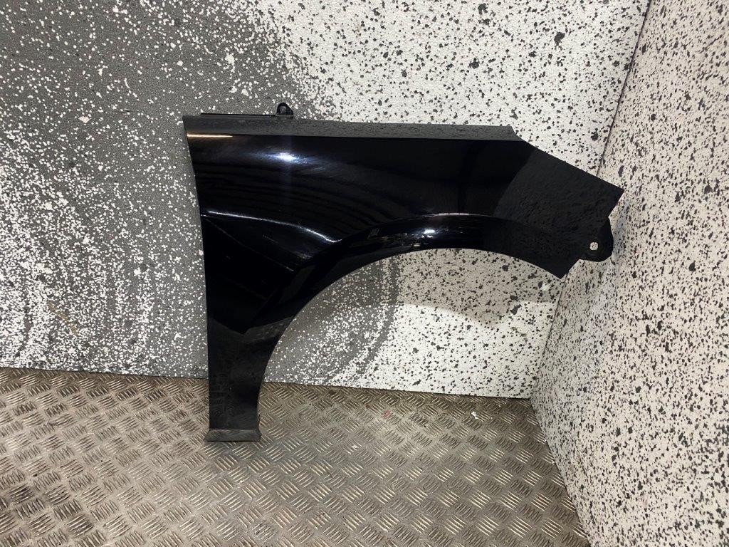17-22 FORD FIESTA MK8 DRIVER OFF SIDE FRONT WING SHADOW BLACK *PLS READ