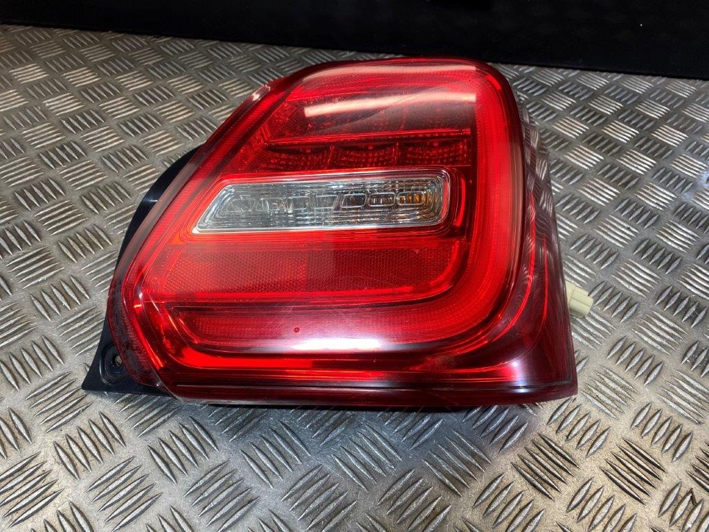 17-20 SUZUKI SWIFT MK3 A2L O/S DRIVER OFF SIDE REAR LIGHT (PLS READ) - Thumbnail 5