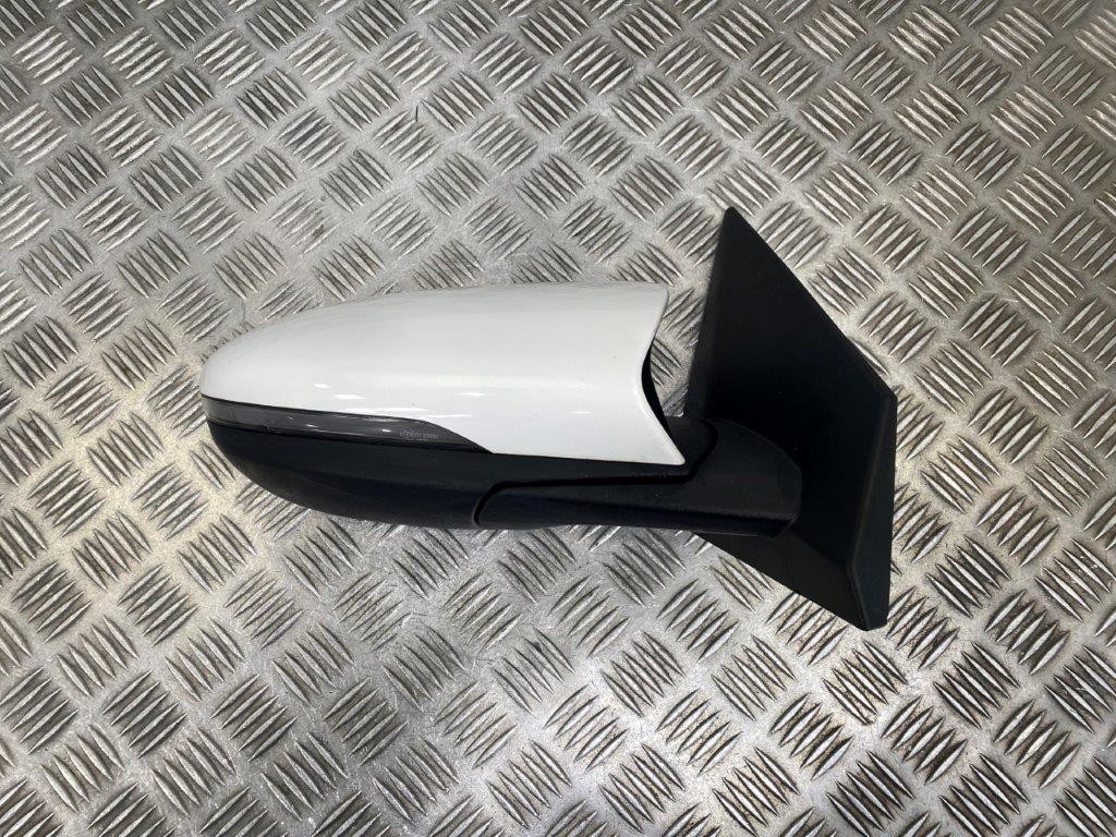 20-26 HYUNDAI I20 MK3 5 DOOR DRIVER OFF SIDE WING MIRROR WHITE PAINT CODE SAW - Thumbnail 2