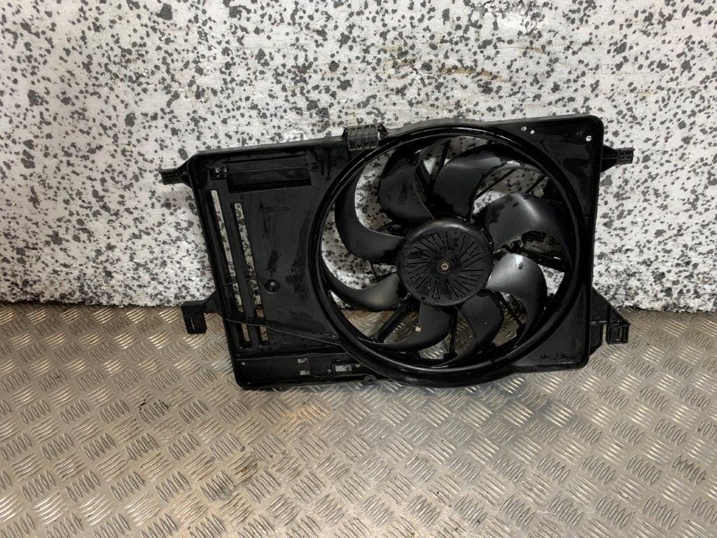 14-18 FORD FOCUS MK3/C-MAX 1.5 DIESEL RADIATOR COOLING FAN 8V61-8C607-EE - Thumbnail 3