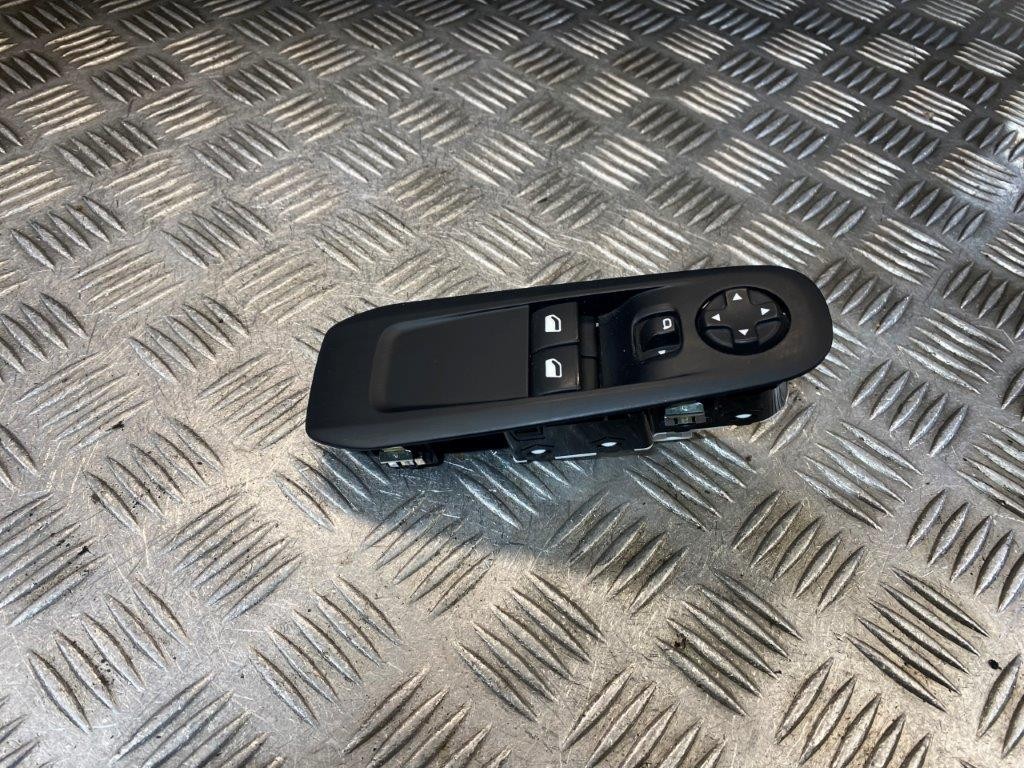 14-19 PEUGEOT 308 MK2 DRIVER SIDE FRONT WINDOW CONTROL SWITCH PANEL 96783350ZD - Thumbnail 4