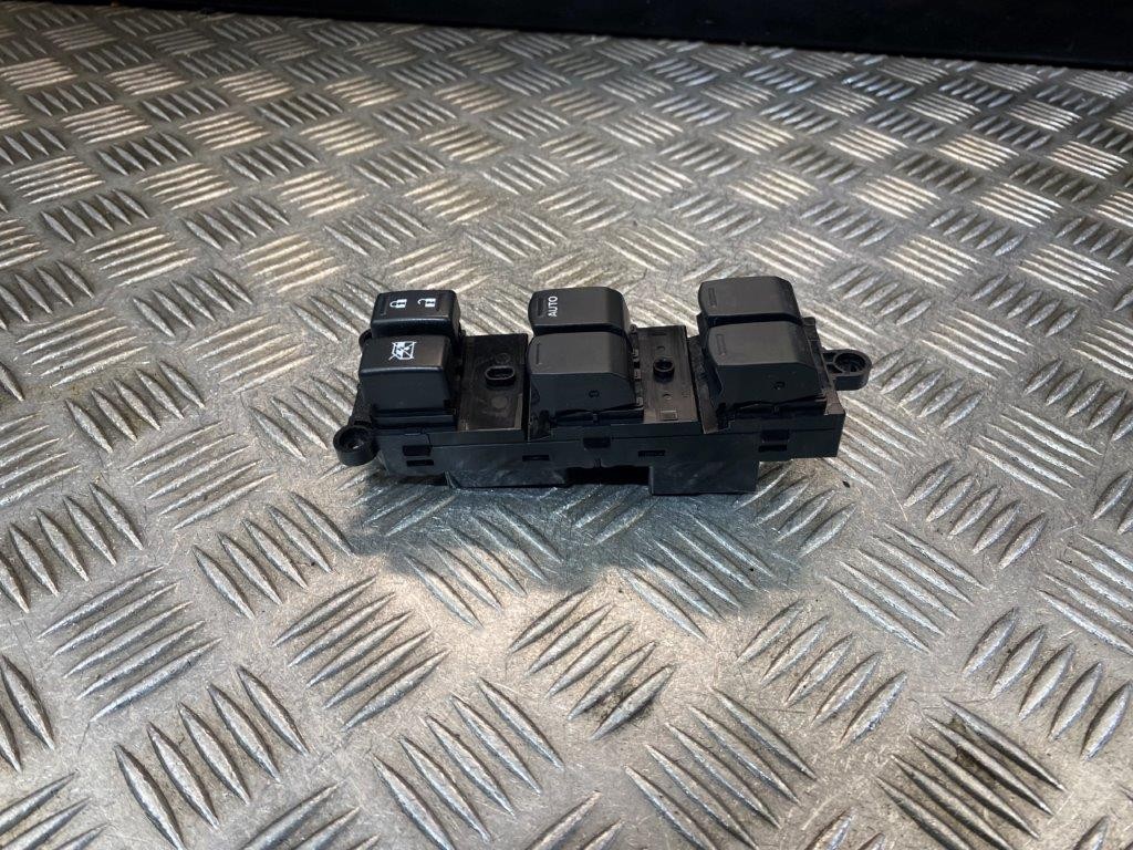 17-20 SUZUKI SWIFT MK3 A2L DRIVER SIDE FRONT WINDOW CONTROL SWITCH 37990-52R80 - Thumbnail 3