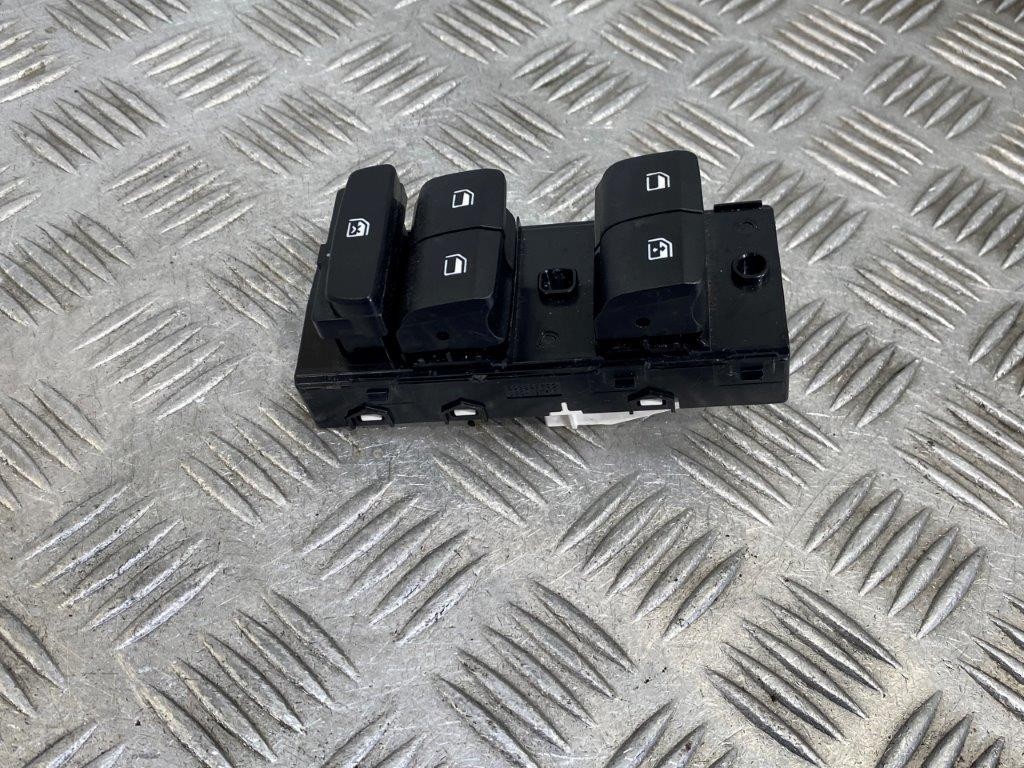 20-26 HYUNDAI I20 MK3/BAYON DRIVER SIDE FRONT WINDOW CONTROL SWITCH 93571Q0710 - Thumbnail 4